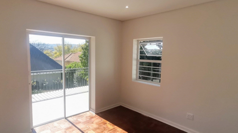 To Let 3 Bedroom Property for Rent in Mondeor Gauteng
