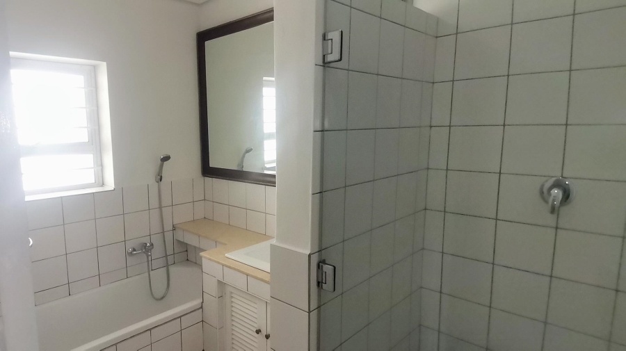To Let 3 Bedroom Property for Rent in Mondeor Gauteng