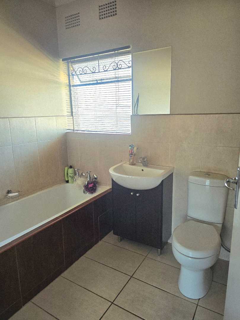 3 Bedroom Property for Sale in Albemarle Gauteng