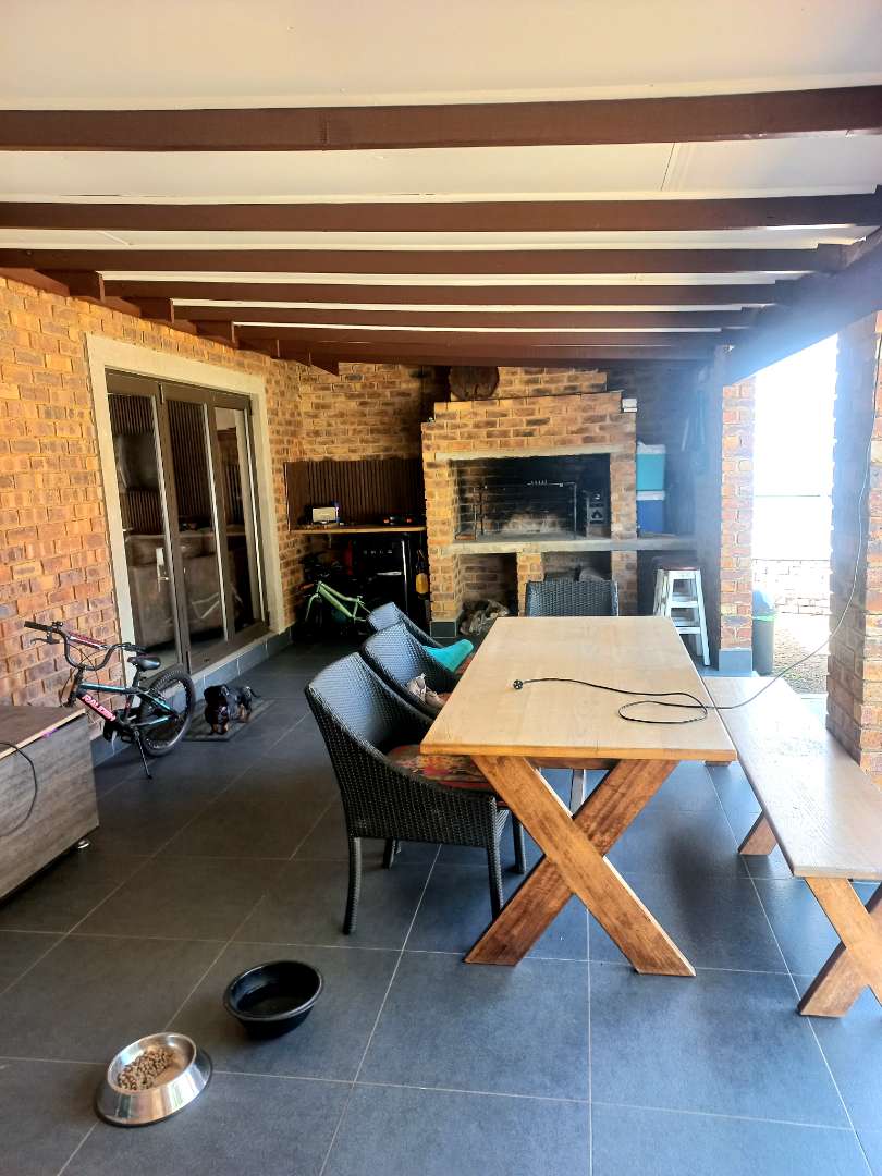 3 Bedroom Property for Sale in Sunward Park Gauteng