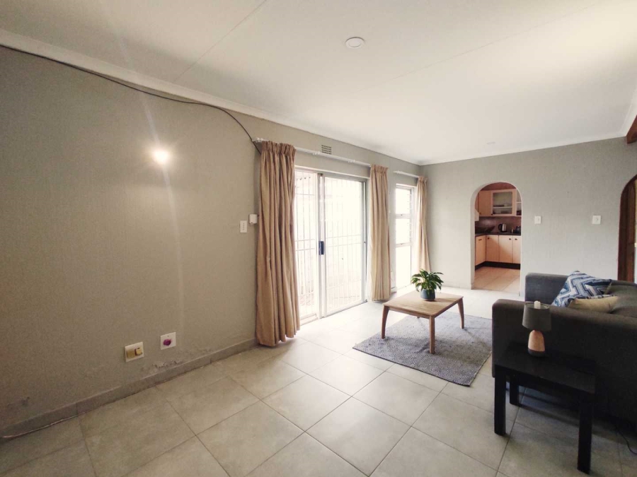 To Let 2 Bedroom Property for Rent in Northcliff Gauteng