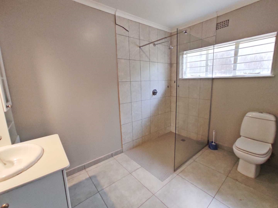 To Let 2 Bedroom Property for Rent in Northcliff Gauteng
