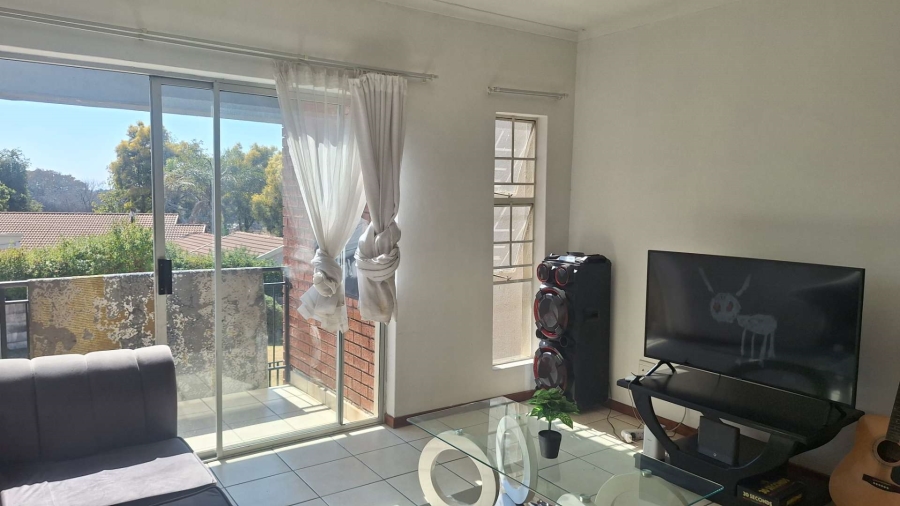 To Let 2 Bedroom Property for Rent in Ferndale Gauteng
