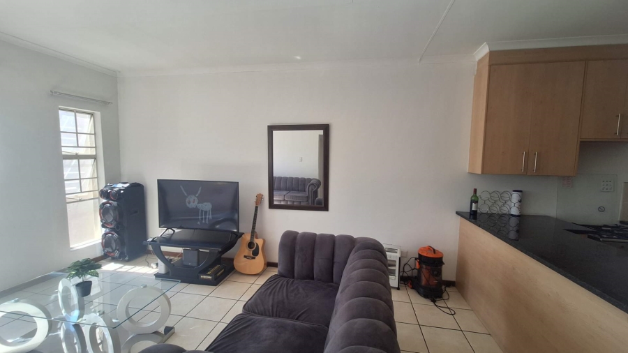 To Let 2 Bedroom Property for Rent in Ferndale Gauteng
