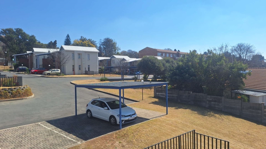 To Let 2 Bedroom Property for Rent in Ferndale Gauteng
