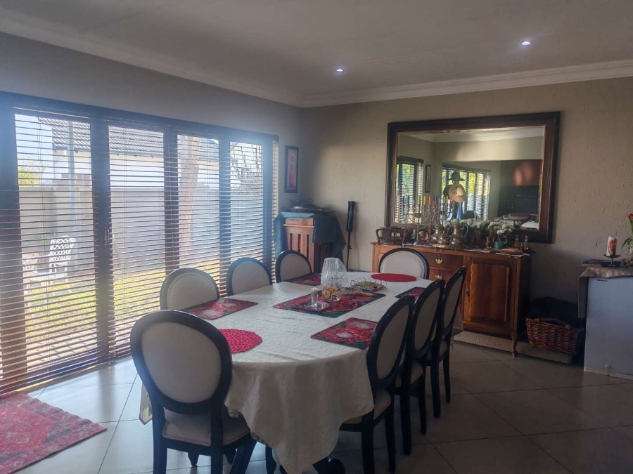 4 Bedroom Property for Sale in Eldo Meadows Gauteng