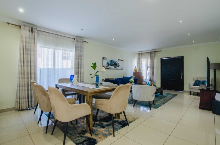 To Let 5 Bedroom Property for Rent in Halfway Gardens Gauteng