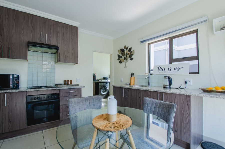 To Let 5 Bedroom Property for Rent in Halfway Gardens Gauteng