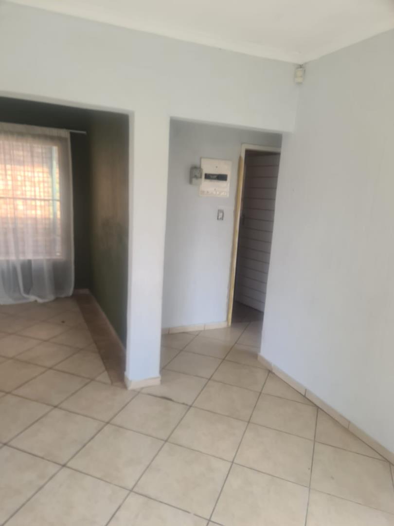 2 Bedroom Property for Sale in Terenure Gauteng