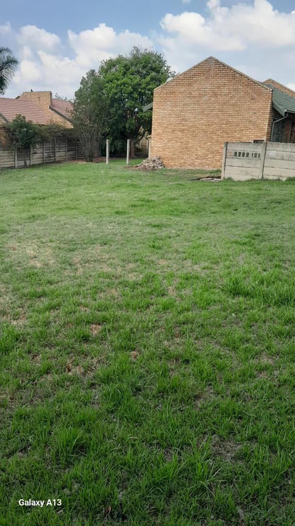 2 Bedroom Property for Sale in Terenure Gauteng