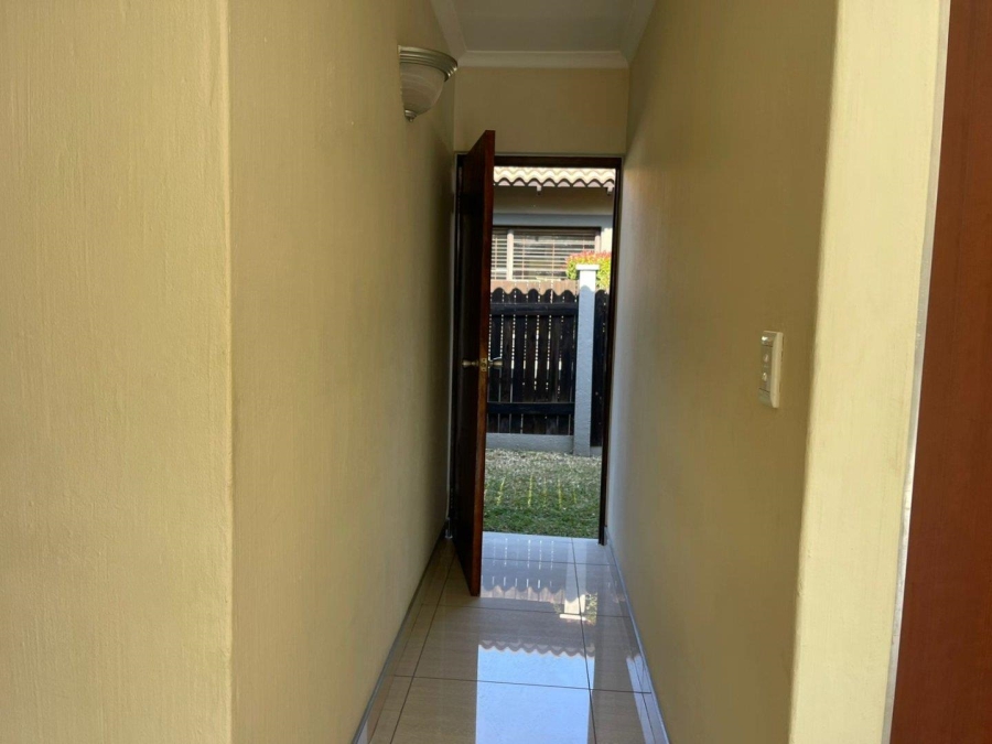 To Let 3 Bedroom Property for Rent in Bryanston Gauteng