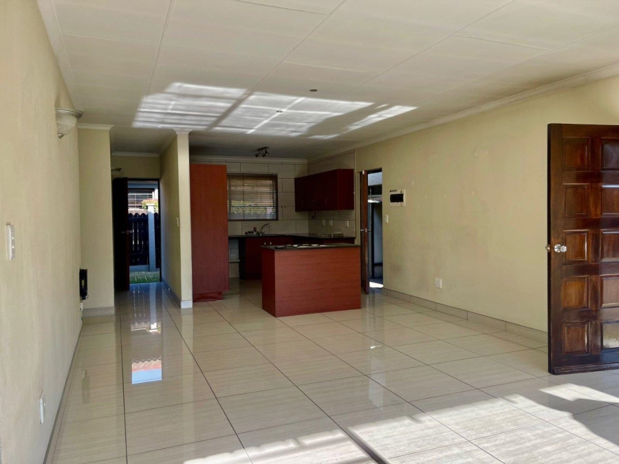 To Let 3 Bedroom Property for Rent in Bryanston Gauteng
