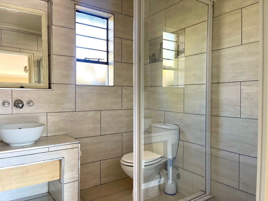 To Let 3 Bedroom Property for Rent in Bryanston Gauteng