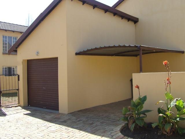 2 Bedroom Property for Sale in Equestria Gauteng