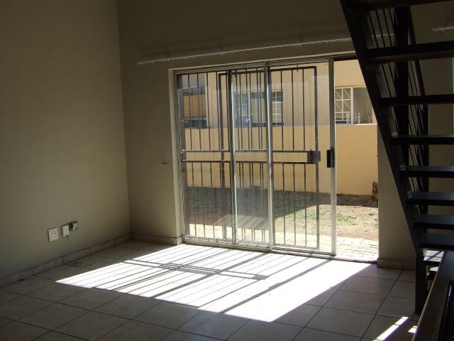 2 Bedroom Property for Sale in Equestria Gauteng