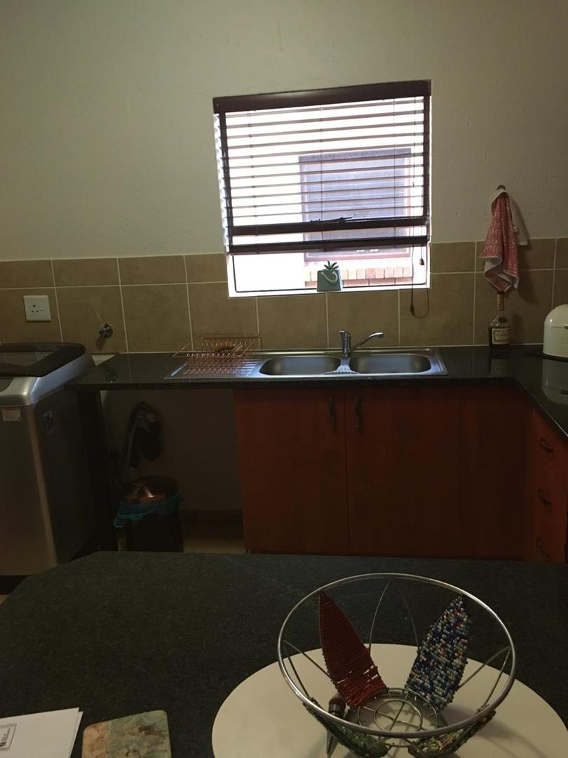 2 Bedroom Property for Sale in Pomona Gauteng