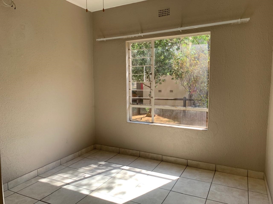 2 Bedroom Property for Sale in Pomona Gauteng