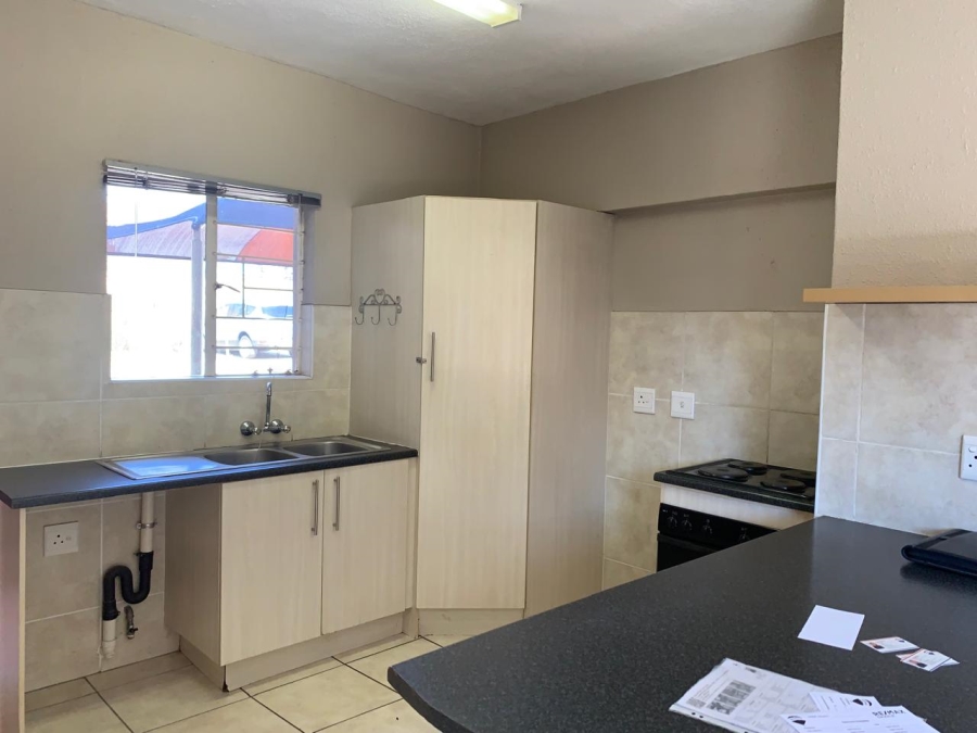 2 Bedroom Property for Sale in Pomona Gauteng