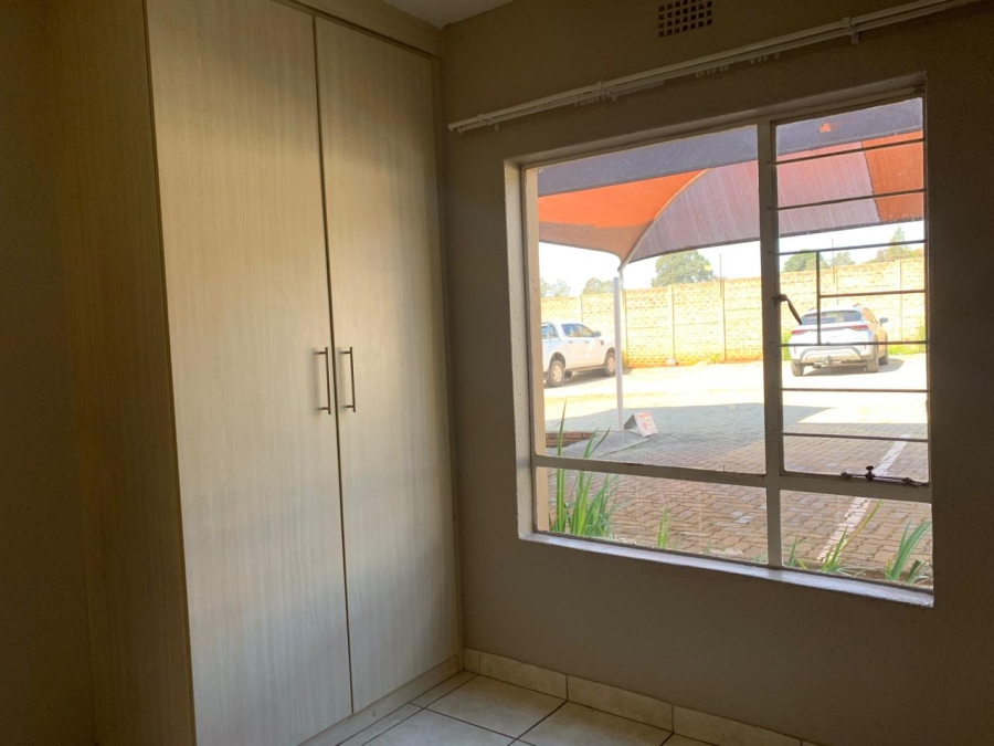 2 Bedroom Property for Sale in Pomona Gauteng