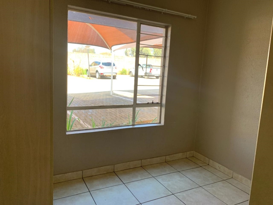 2 Bedroom Property for Sale in Pomona Gauteng