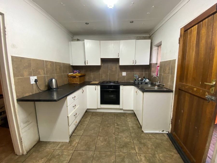 3 Bedroom Property for Sale in Lindhaven Gauteng