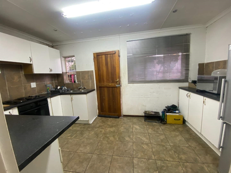 3 Bedroom Property for Sale in Lindhaven Gauteng