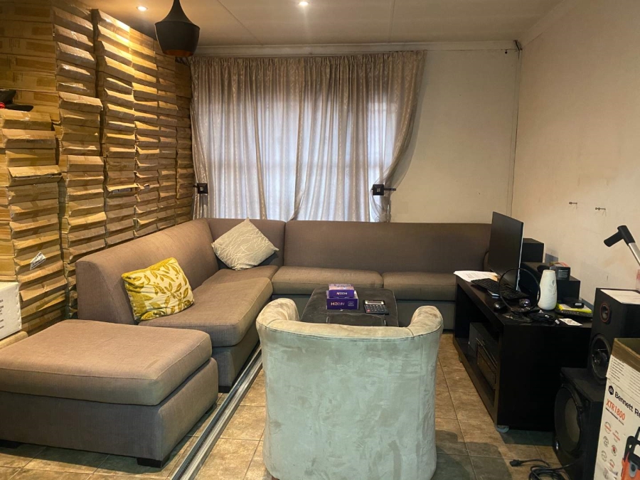 3 Bedroom Property for Sale in Lindhaven Gauteng