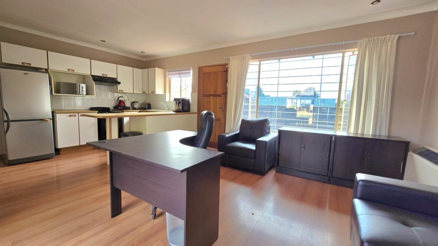 4 Bedroom Property for Sale in Brackenhurst Gauteng