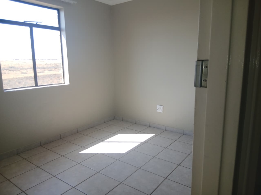 To Let 2 Bedroom Property for Rent in Sky City Gauteng