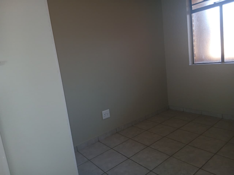 To Let 2 Bedroom Property for Rent in Sky City Gauteng