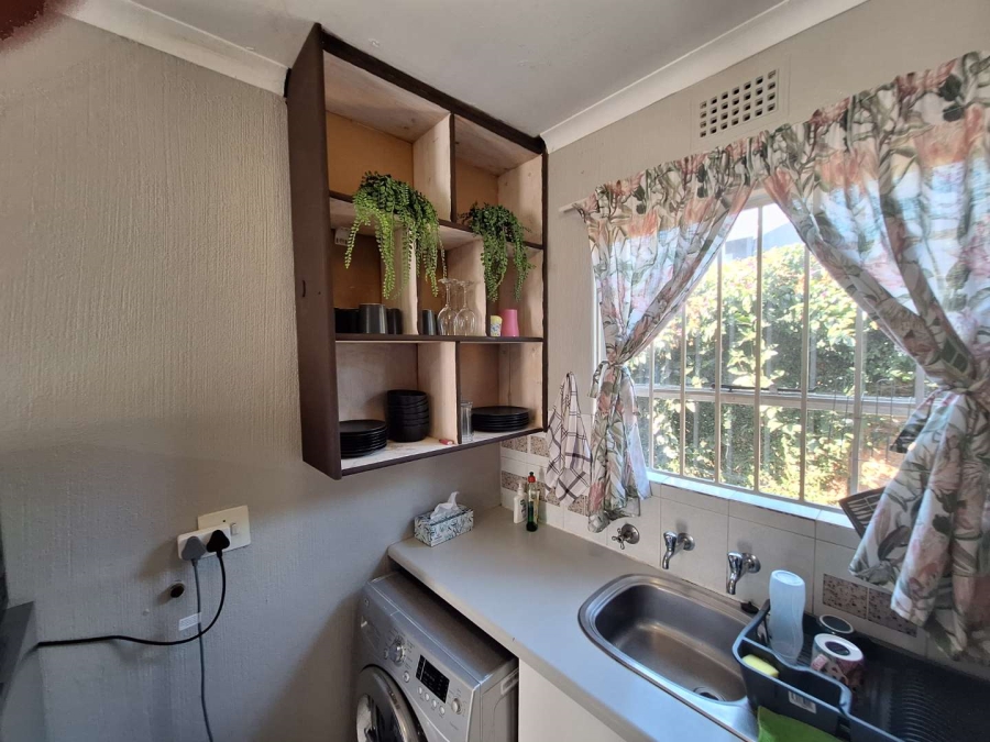 2 Bedroom Property for Sale in Randburg Gauteng