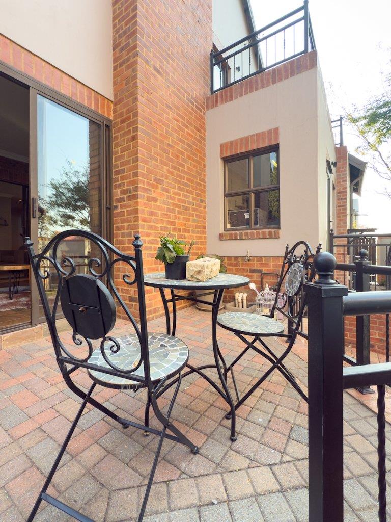 3 Bedroom Property for Sale in Heritage Hill Gauteng