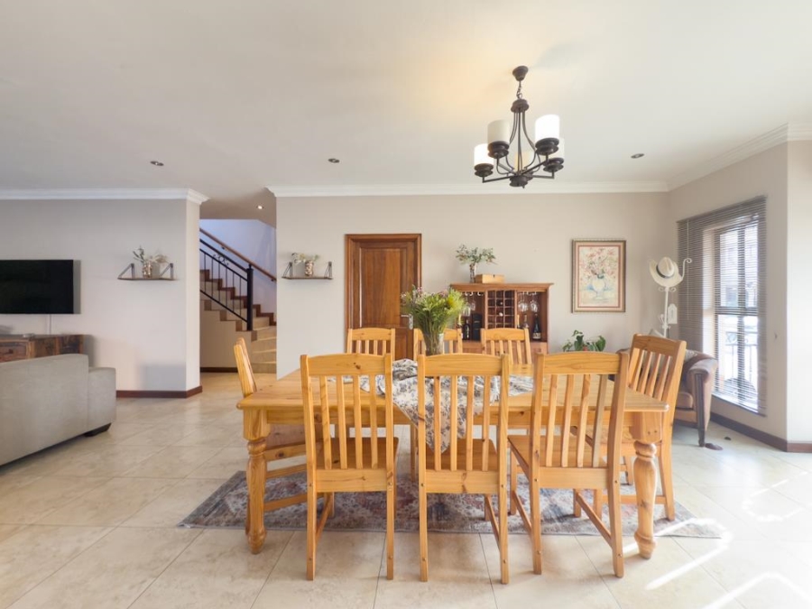 3 Bedroom Property for Sale in Heritage Hill Gauteng