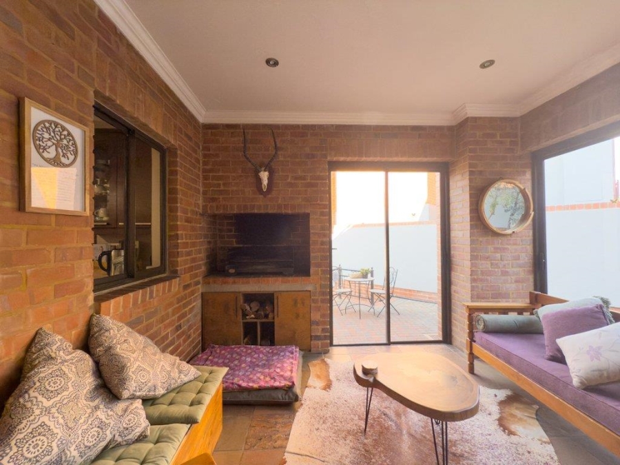 3 Bedroom Property for Sale in Heritage Hill Gauteng