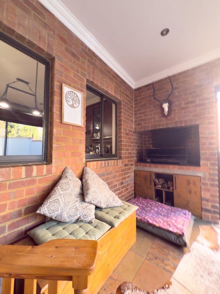 3 Bedroom Property for Sale in Heritage Hill Gauteng
