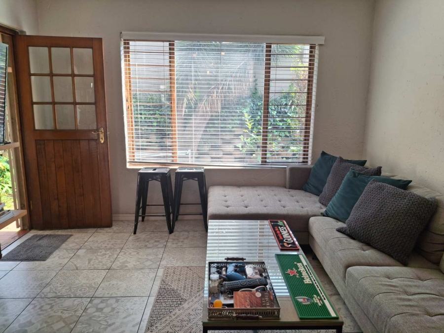 1 Bedroom Property for Sale in Atholl Gauteng