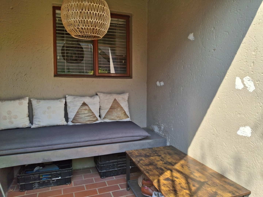 1 Bedroom Property for Sale in Atholl Gauteng