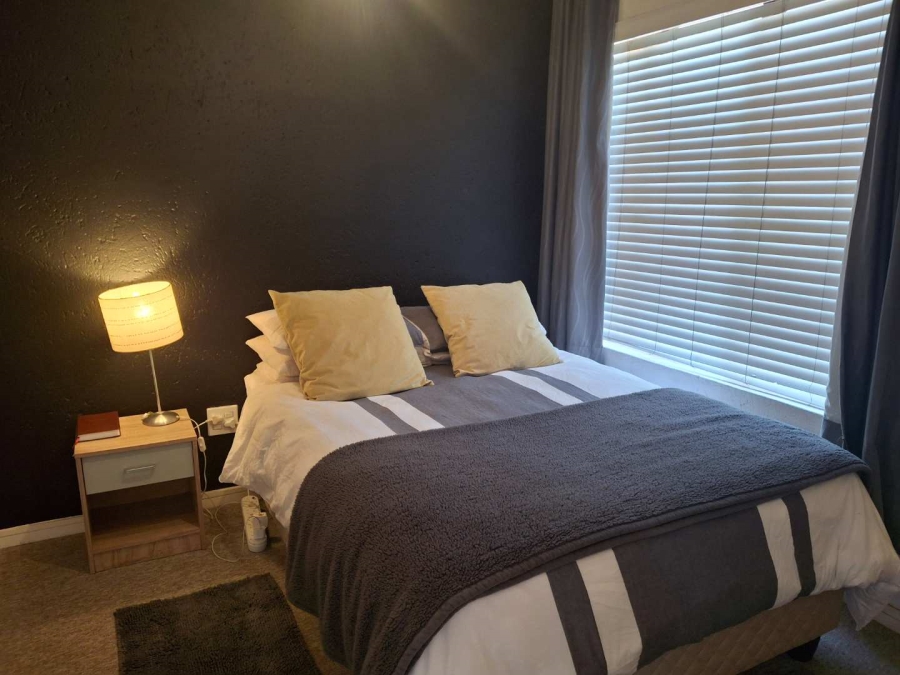 1 Bedroom Property for Sale in Atholl Gauteng