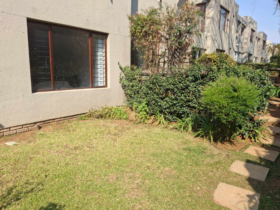 1 Bedroom Property for Sale in Atholl Gauteng