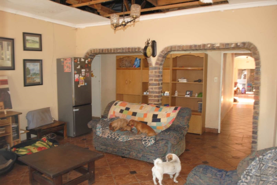 5 Bedroom Property for Sale in Kookrus Gauteng