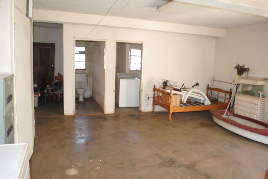 5 Bedroom Property for Sale in Kookrus Gauteng