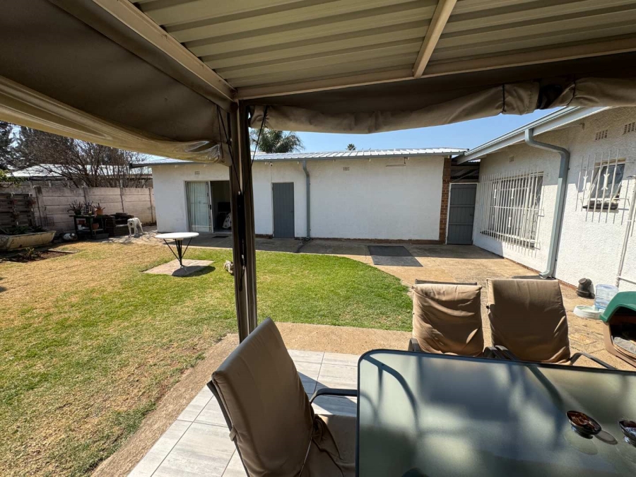 4 Bedroom Property for Sale in Florentia Gauteng