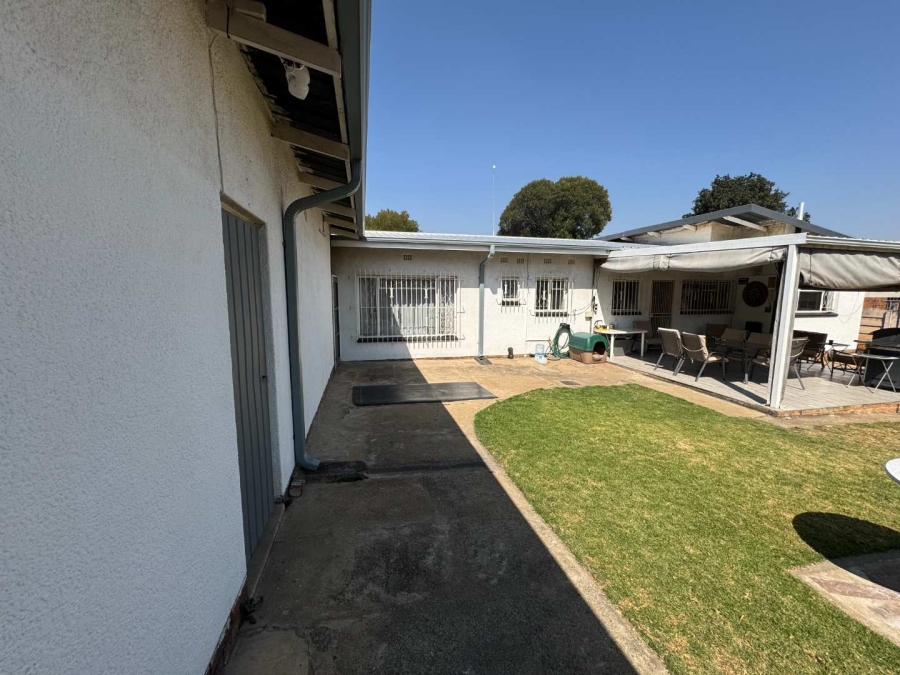 4 Bedroom Property for Sale in Florentia Gauteng