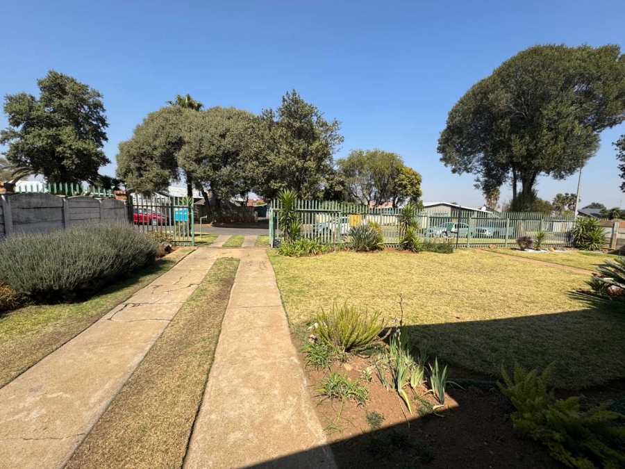 4 Bedroom Property for Sale in Florentia Gauteng