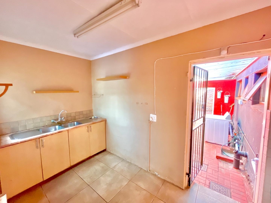 3 Bedroom Property for Sale in Lukasrand Gauteng