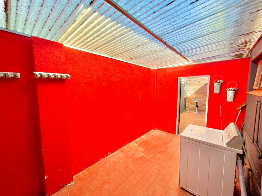3 Bedroom Property for Sale in Lukasrand Gauteng