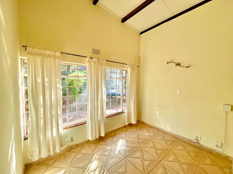 3 Bedroom Property for Sale in Lukasrand Gauteng