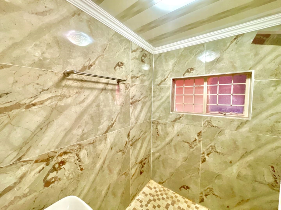 3 Bedroom Property for Sale in Lukasrand Gauteng