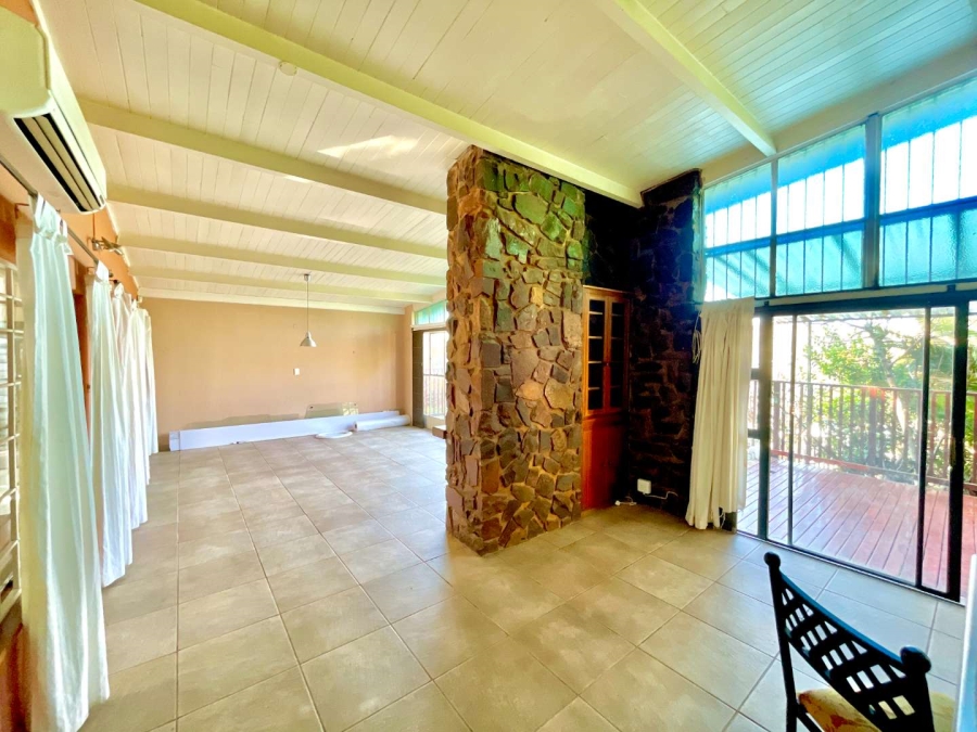 3 Bedroom Property for Sale in Lukasrand Gauteng