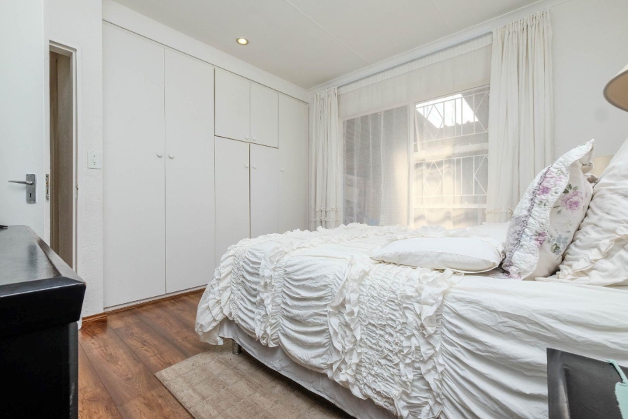 3 Bedroom Property for Sale in Buccleuch Gauteng